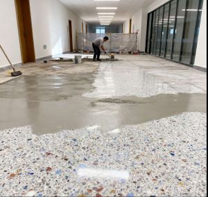 现浇环氧磨石地坪